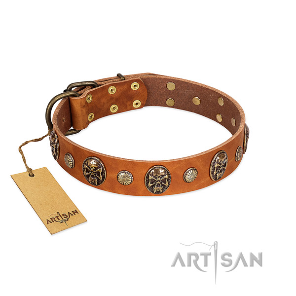 Easy to adjust full grain natural leather dog collar for handy use