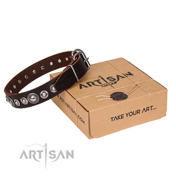 Full grain leather dog collar made of best quality material with reliable D-ring