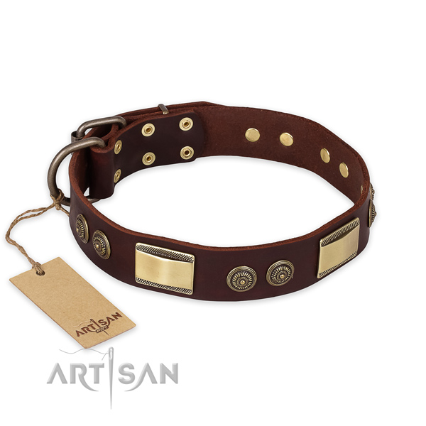 Easy to adjust natural genuine leather dog collar for fancy walking