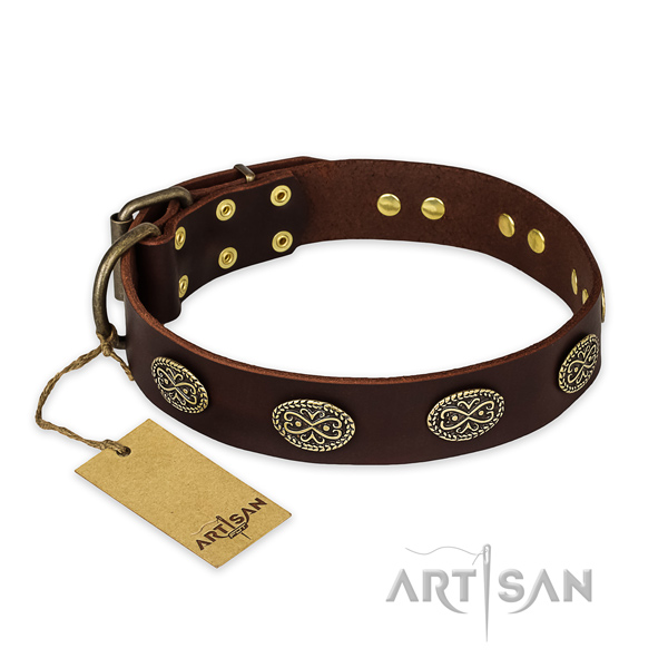 Comfortable genuine leather dog collar with rust-proof fittings