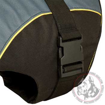 Quick-release buckle of walking vest dog harness for Pitbull